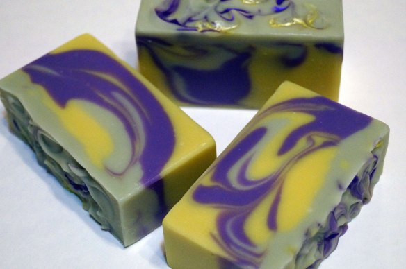 Spoon-swirl-trio-soap